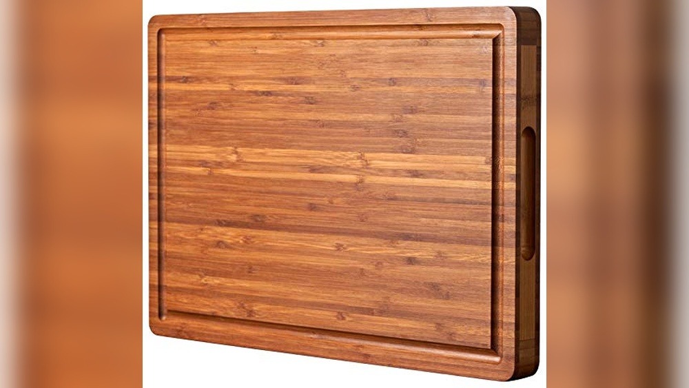 Best Wooden Cutting Board for Raw Meat